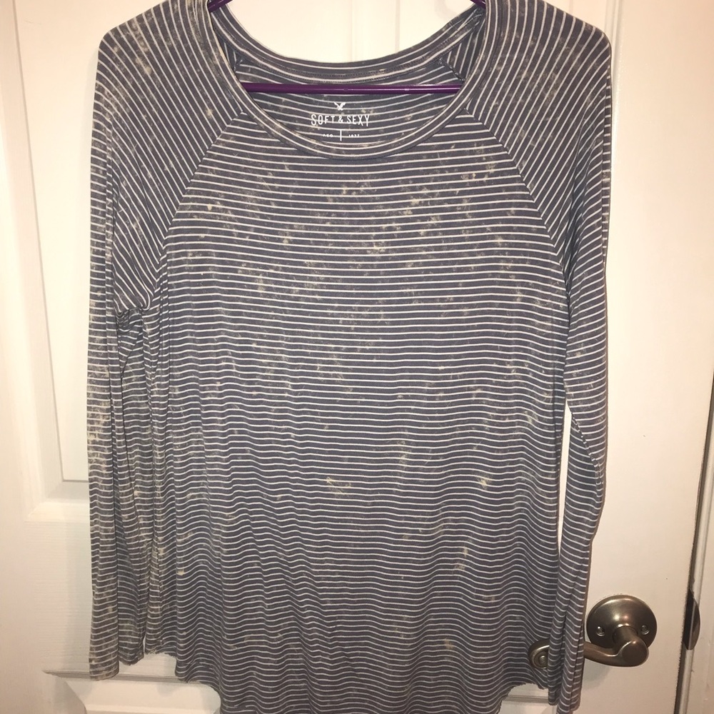 blue long sleeve shirt